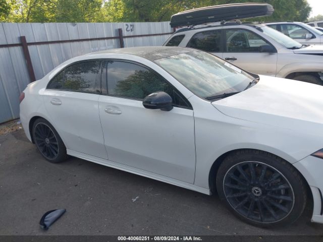 WDD3G4FB5KW023613 Mercedes-Benz A 220 4matic