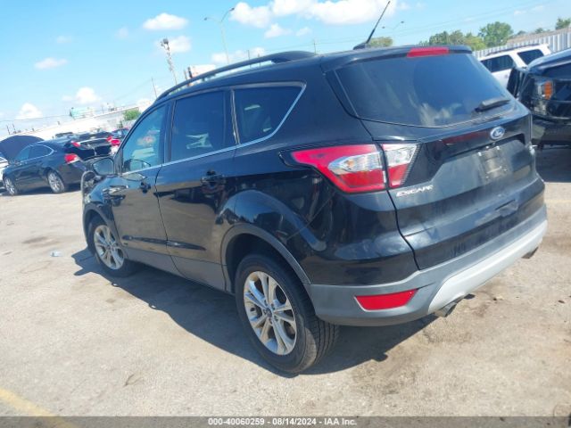 1FMCU0GD1JUC31375 Ford ESCAPE SE