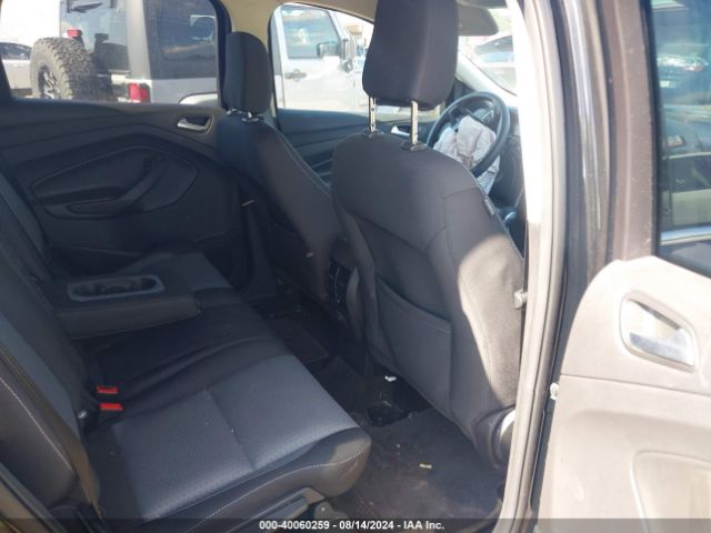 1FMCU0GD1JUC31375 Ford ESCAPE SE