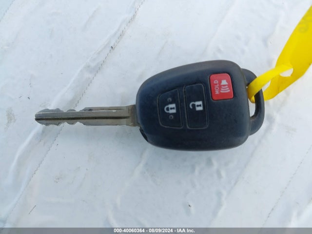 Toyota RAV4 LE 2016 2T3BFREV4GW483207 Image 11