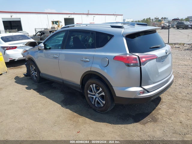 Toyota RAV4 LE 2016 2T3BFREV4GW483207 Image 3