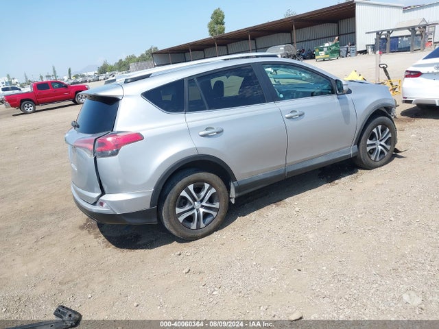 Toyota RAV4 LE 2016 2T3BFREV4GW483207 Image 4