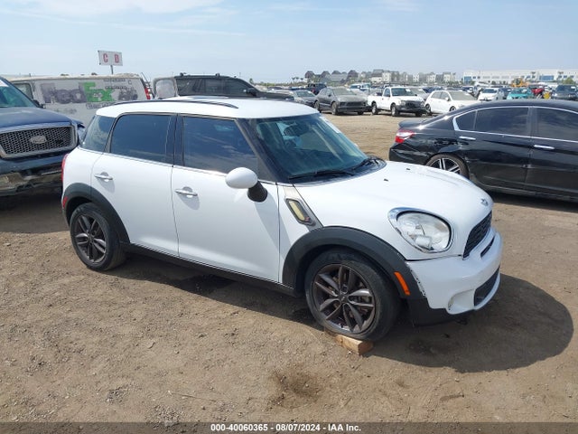 2013 MINI COUNTRYMAN WMWZC3C57DWP22413 Photo 0