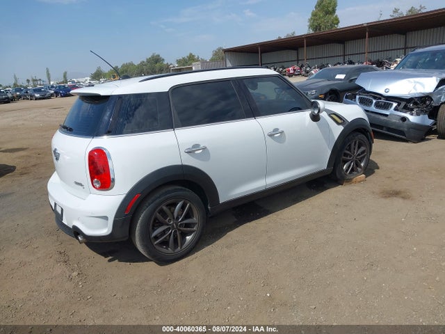 2013 MINI COUNTRYMAN WMWZC3C57DWP22413 Photo 3