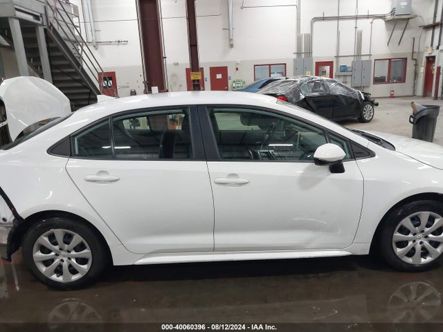 Toyota COROLLA LE 2020 5YFEPRAE2LP096935 Image 14
