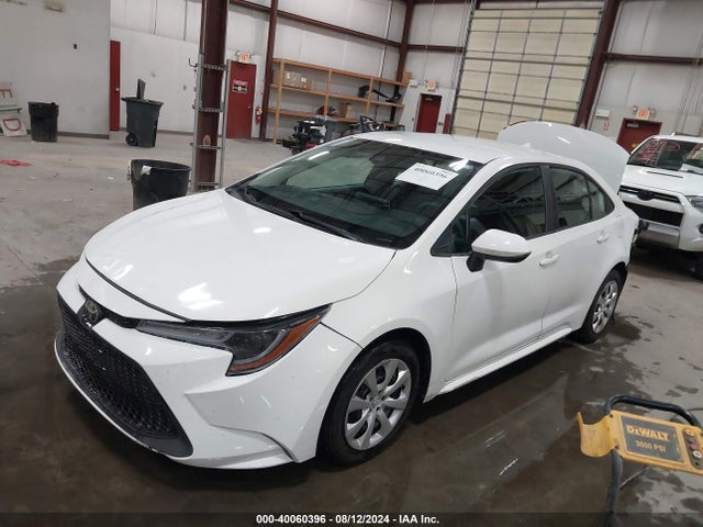 Toyota COROLLA LE 2020 5YFEPRAE2LP096935 Image 2