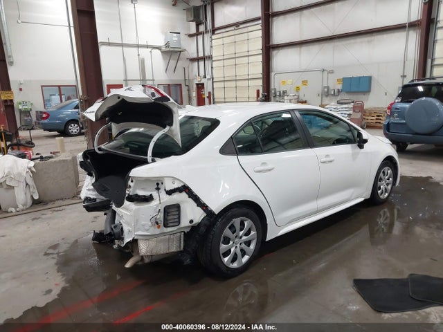 Toyota COROLLA LE 2020 5YFEPRAE2LP096935 Image 4