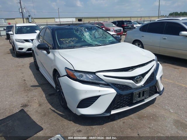 2018 4T1B61HK7JU121973 main image