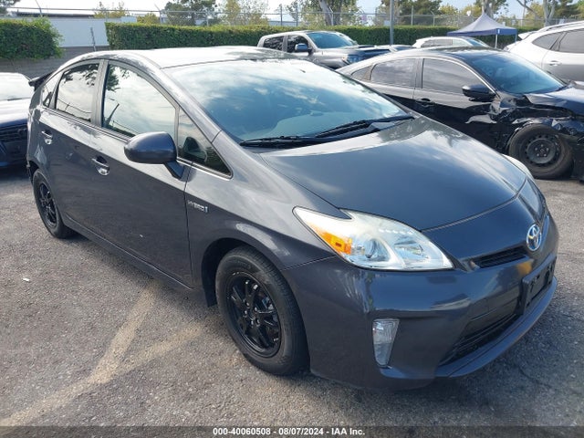 Toyota Prius Two 2014 JTDKN3DU2E0376313 main image