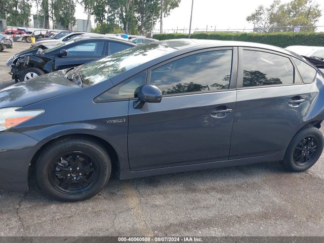 Toyota Prius Two 2014 JTDKN3DU2E0376313 Image 14