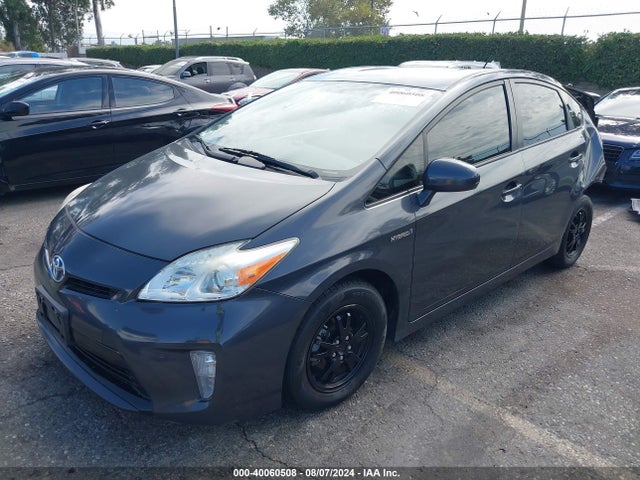 Toyota Prius Two 2014 JTDKN3DU2E0376313 Image 2
