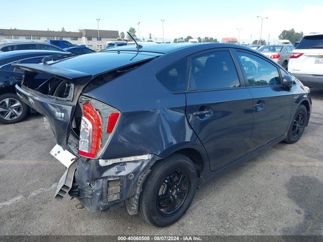 Toyota Prius Two 2014 JTDKN3DU2E0376313 Image 4
