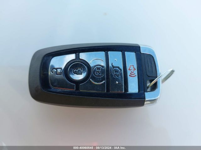 5LMCJ1CA3PUL08361 Lincoln Corsair Standard