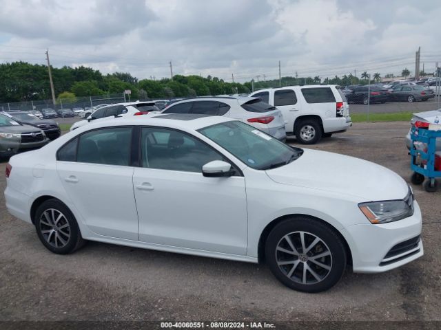 3VWDB7AJ4HM330113 Volkswagen Jetta 1.4t Se