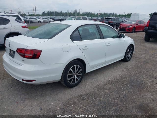 3VWDB7AJ4HM330113 Volkswagen Jetta 1.4t Se