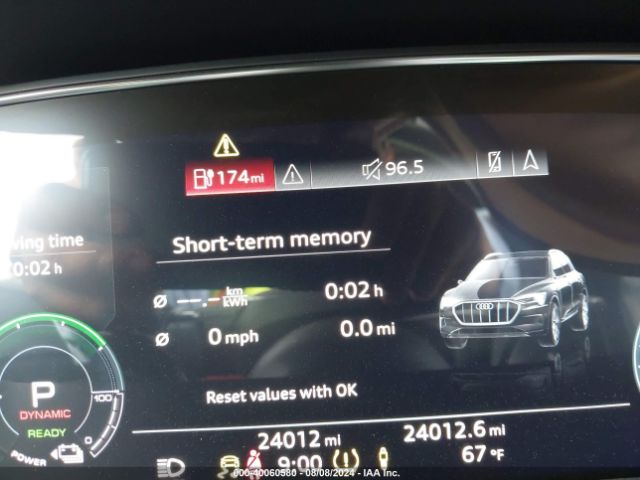 WA1VABGE6KB012767 Audi E-tron Premium Plus