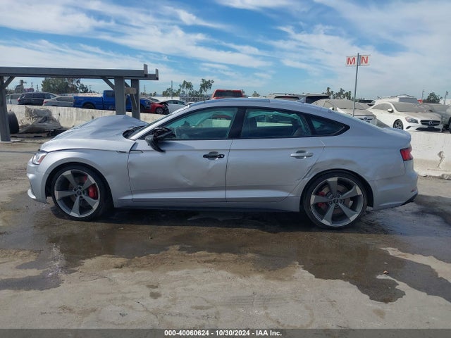 WAUB4CF51KA008555 Audi S5 3.0t Premium