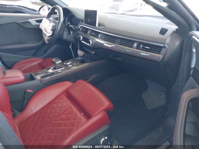 WAUB4CF51KA008555 Audi S5 3.0t Premium