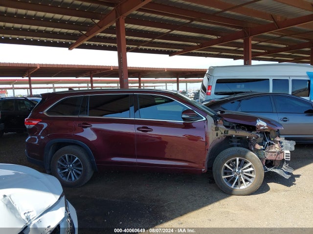 Toyota Highlander Xle 2018 5TDJZRFH7JS834311 Image 14