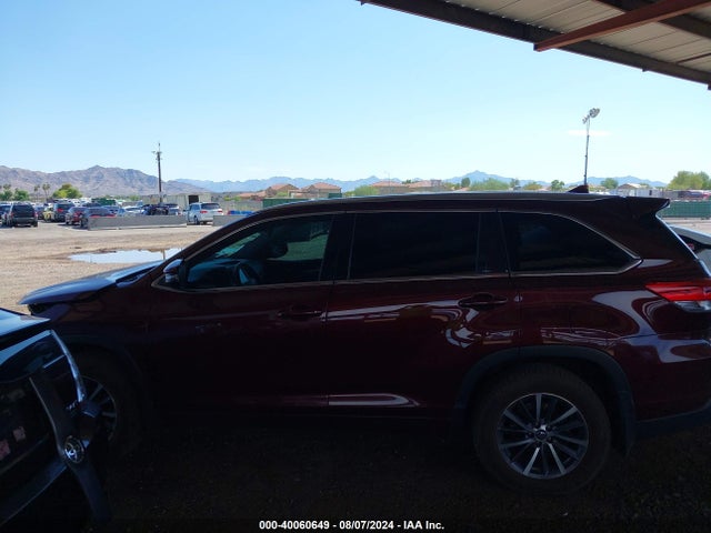 Toyota Highlander Xle 2018 5TDJZRFH7JS834311 Image 15