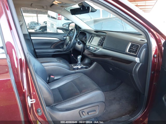 Toyota Highlander Xle 2018 5TDJZRFH7JS834311 Image 5