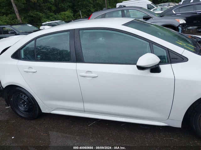 Toyota COROLLA LE 2021 5YFEPMAE3MP255630 Image 13
