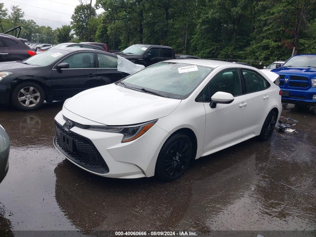 Toyota COROLLA LE 2021 5YFEPMAE3MP255630 Image 2