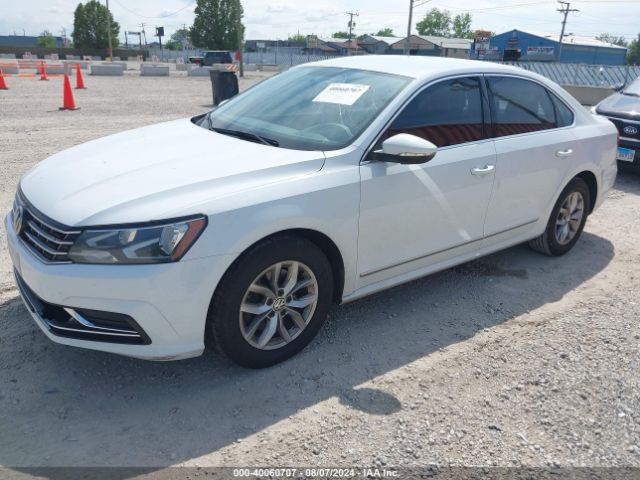 1VWAT7A30HC085362 Volkswagen Passat 1.8t S