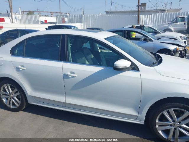 3VWL17AJ8HM407161 Volkswagen Jetta 1.8t Sel/1.8t Sel Premium