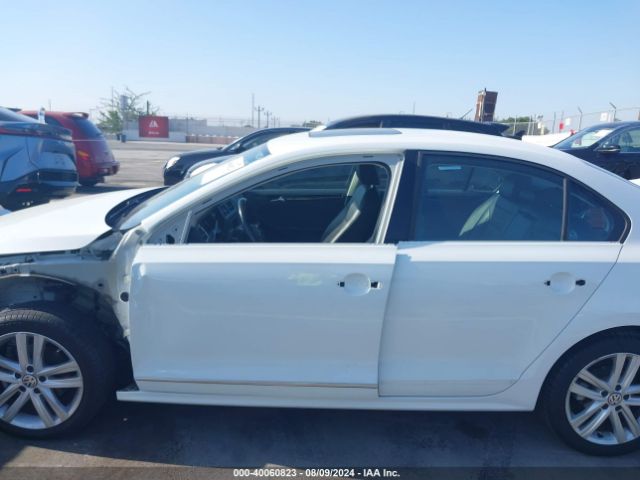 3VWL17AJ8HM407161 Volkswagen Jetta 1.8t Sel/1.8t Sel Premium
