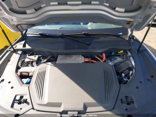 WA1AAAGE7NB012967 Audi E-tron Premium Quattro