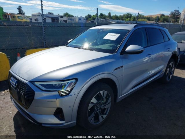 WA1AAAGE7NB012967 Audi E-tron Premium Quattro