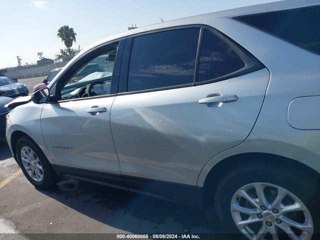 Chevrolet EQUINOX LS 2019 3GNAXSEV1KS572293 Image 14