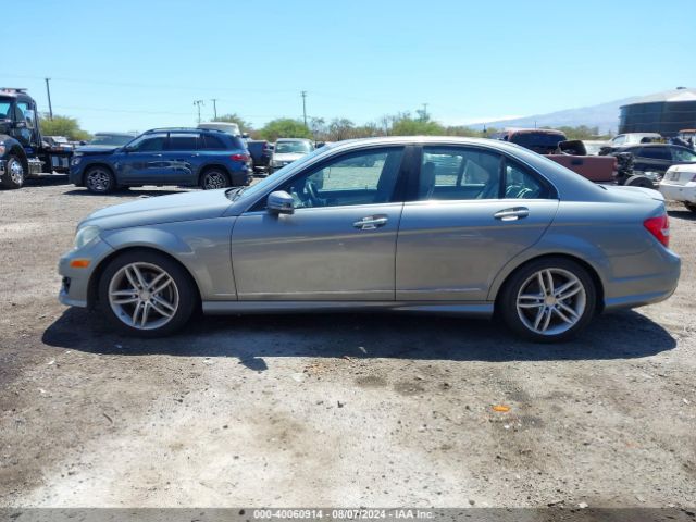 WDDGF4HB0ER311625 Mercedes-Benz C 250 Luxury/sport