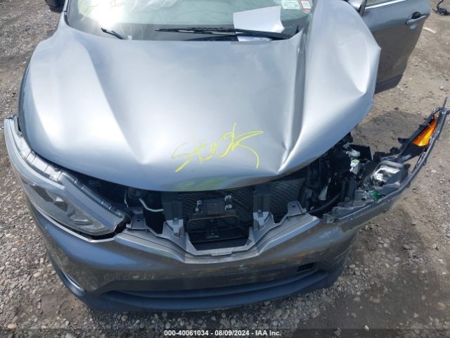 JN1BJ1CR2KW329131 Nissan Rogue Sport Sv