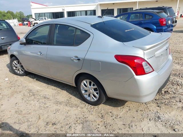 Nissan Versa 1.6 Sv 2018 3N1CN7AP2JL820350 Image 3
