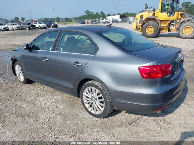 3VWL17AJ2EM354159 Volkswagen Jetta 1.8t Sel