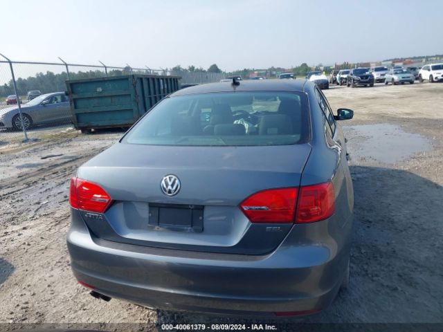 3VWL17AJ2EM354159 Volkswagen Jetta 1.8t Sel