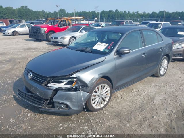 3VWL17AJ2EM354159 Volkswagen Jetta 1.8t Sel