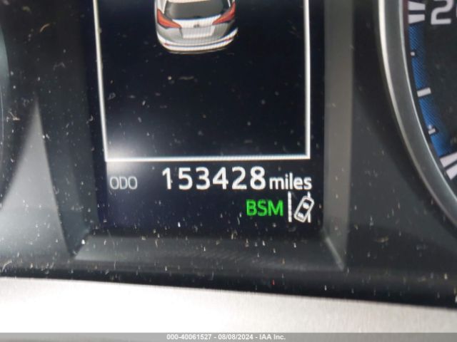 JTMRFREV7JD252238 Toyota Rav4 Xle