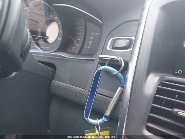 YV440MDU2H2001248 Volvo Xc60 T5 Inscription