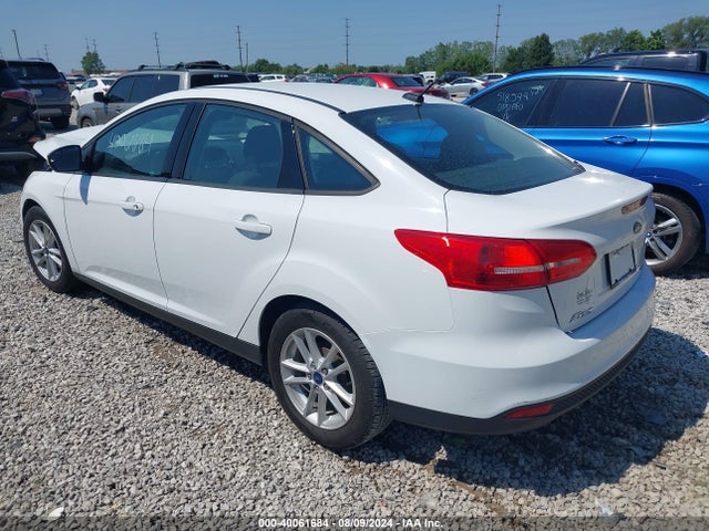 Ford FOCUS SE 2017 1FADP3F29HL253051 Image 3
