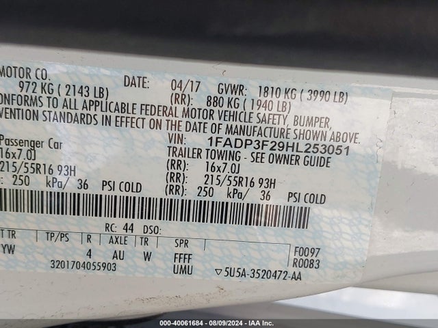 Ford FOCUS SE 2017 1FADP3F29HL253051 Image 9