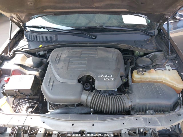 2C3CCAKG2GH192326 Chrysler 300c Awd