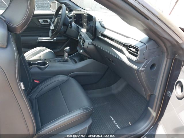 1FAGP8UH5R5131908 Ford Mustang Ecoboost Premium