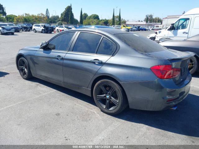 WBA8A9C50JK623214 BMW 320i
