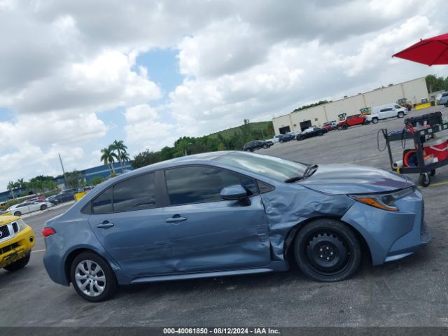 5YFEPRAE2LP070450 Toyota COROLLA LE