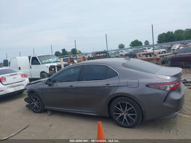 4T1G11AK9NU646473 Toyota CAMRY SE