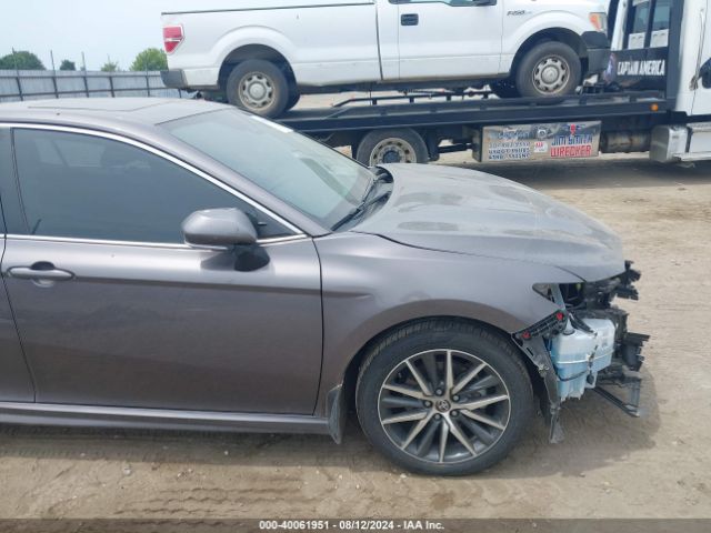 4T1G11AK9NU646473 Toyota CAMRY SE