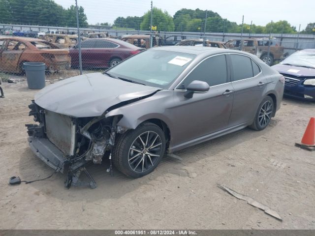 4T1G11AK9NU646473 Toyota CAMRY SE